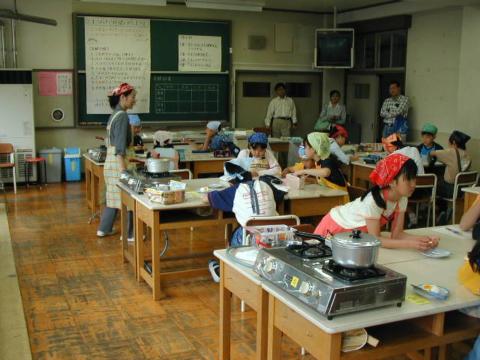 03. TNE߂悤̐H(2003N531)